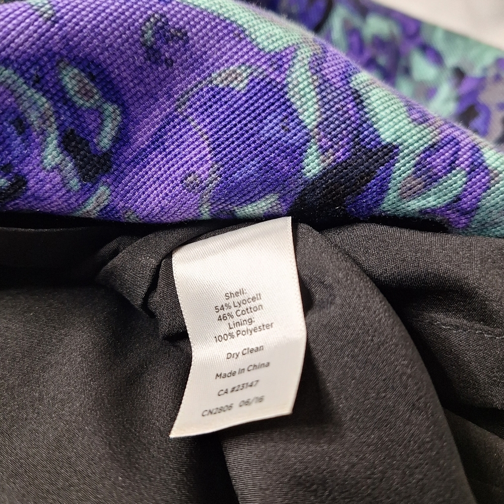 Talbots brand " The Color Purple in Floral" pencil skirt size 12p. - Picture 6 of 6